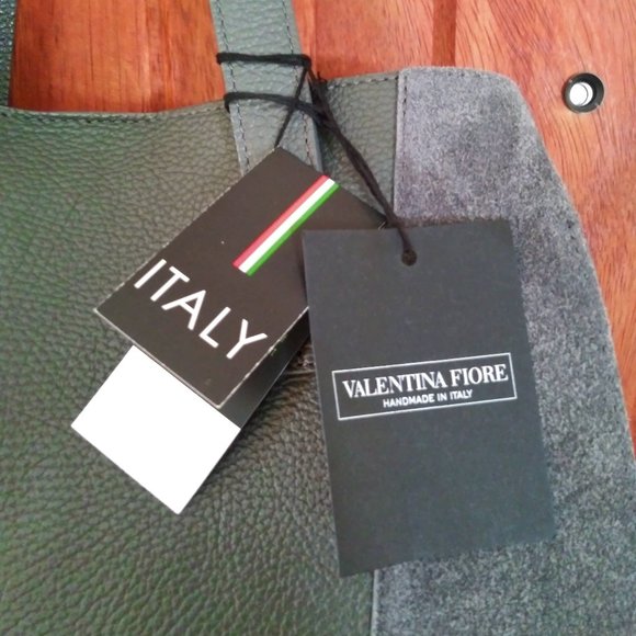 ***FINAL SALE*** Authentic Valentina Fiore Italian Leather Tote - Picture 5 of 16